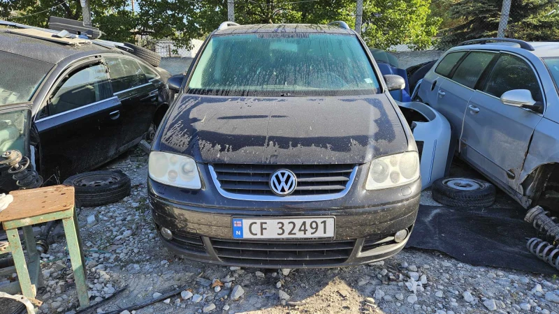 VW Touran 2, 0, снимка 1 - Автомобили и джипове - 46950700