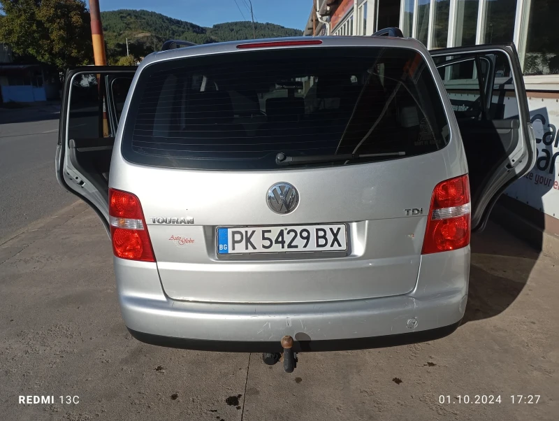 VW Touran 1.9tdi, снимка 7 - Автомобили и джипове - 47465090