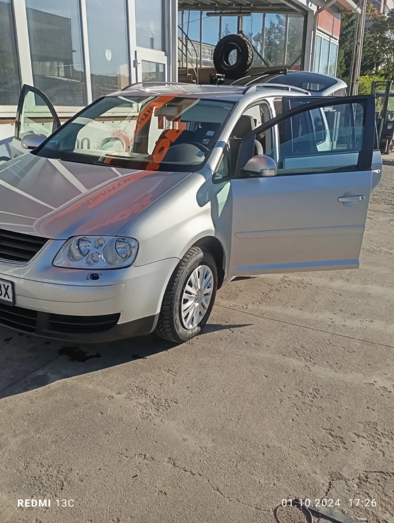 VW Touran 1.9tdi, снимка 2 - Автомобили и джипове - 47465090