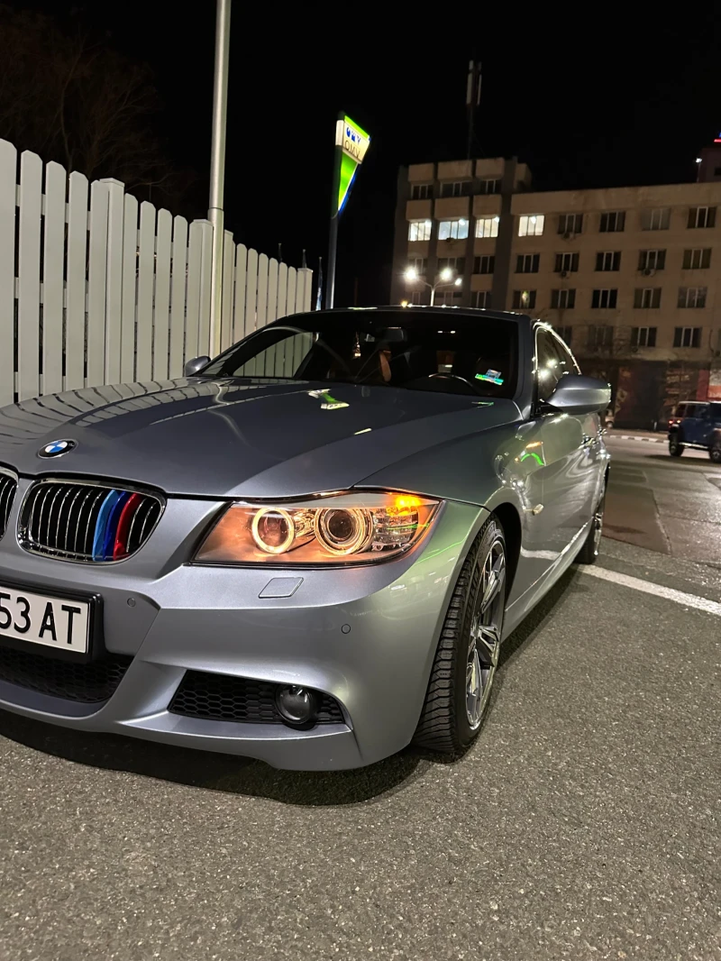 BMW 330 330D - 245HP M-Paket Facelift , снимка 2 - Автомобили и джипове - 48542092