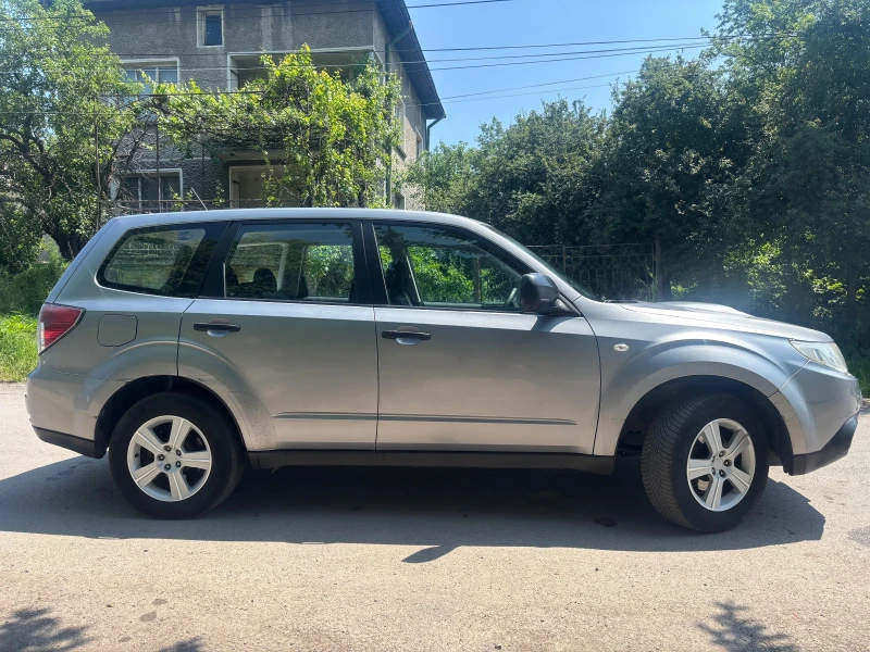 Subaru Forester Subaru Forester 2.0D 4x4 | 147 к.с. | 2011, снимка 3 - Автомобили и джипове - 52800034