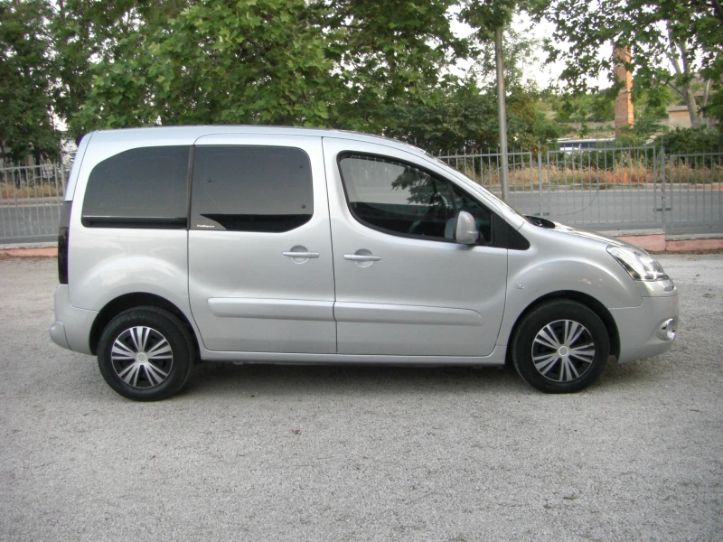 Citroen Berlingo 1.6HDI Multispace EURO 5A, снимка 6 - Автомобили и джипове - 51061606