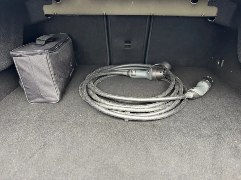 Mercedes-Benz CLA 250 E Plug-in Hybrid СОБСТВЕН ЛИЗИНГ, снимка 14 - Автомобили и джипове - 51262993