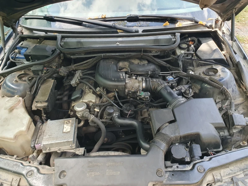 BMW 318 Газ, снимка 11 - Автомобили и джипове - 52553068