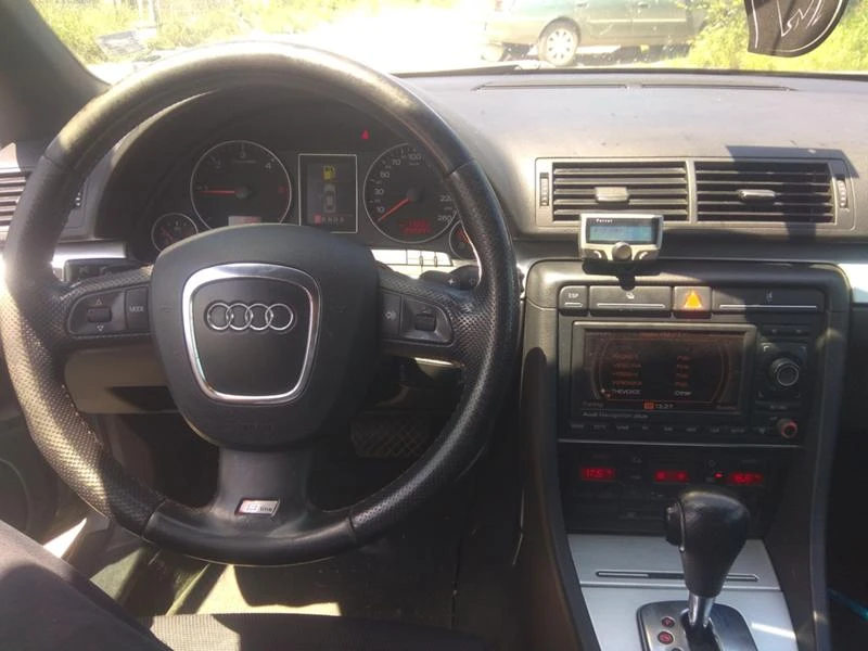 Audi A4 2.0 тди на части , снимка 8 - Автомобили и джипове - 49576800