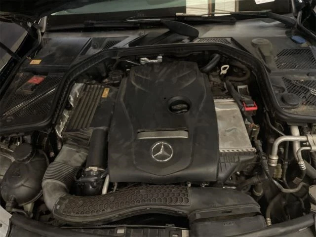 Mercedes-Benz C 300 4MATIC LUXURY, снимка 9 - Автомобили и джипове - 47629373