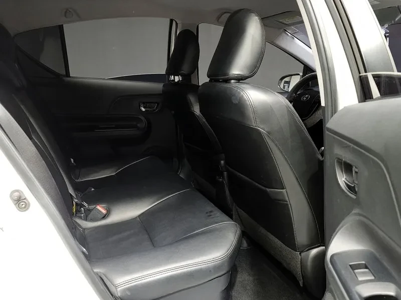 Toyota Prius 1.5E, снимка 12 - Автомобили и джипове - 55559761