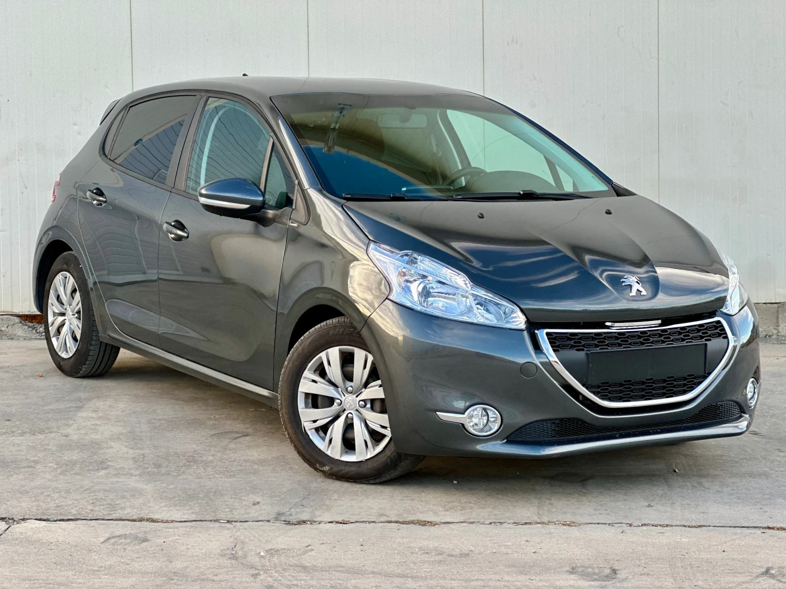 Peugeot 208 1.6 HDI - изображение 3