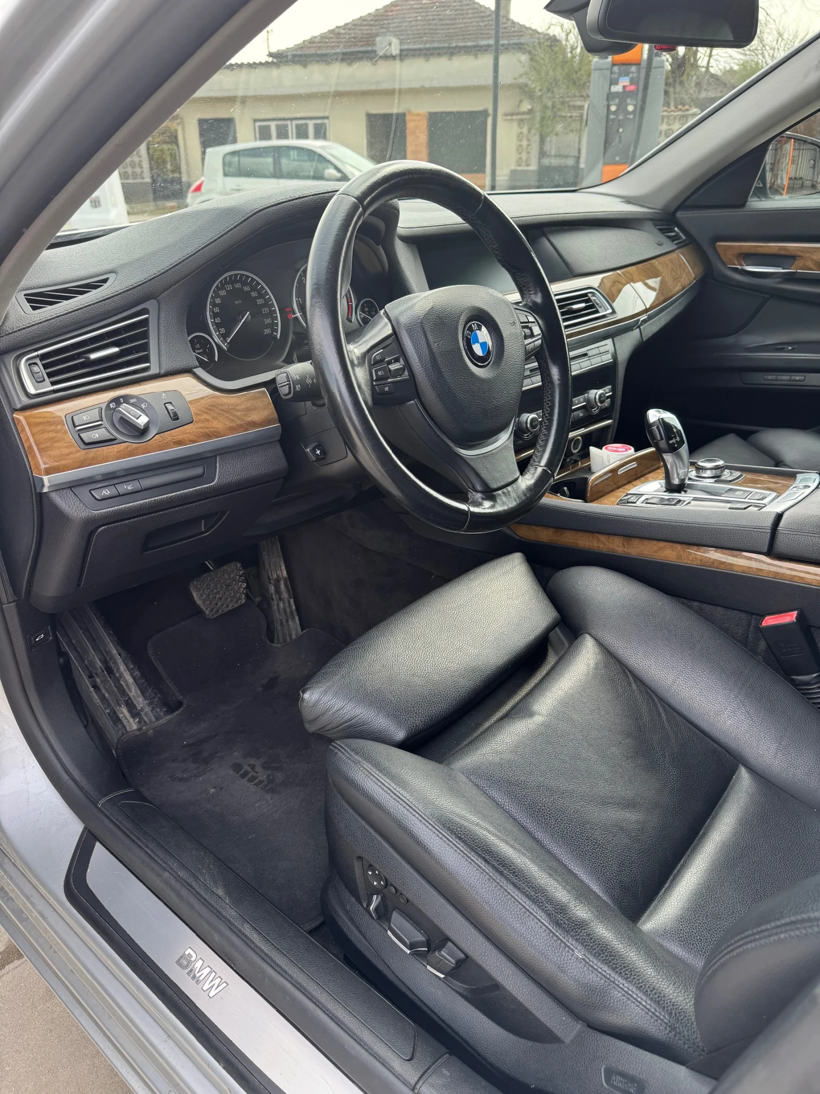 BMW 730 3.0 245HP - изображение 5