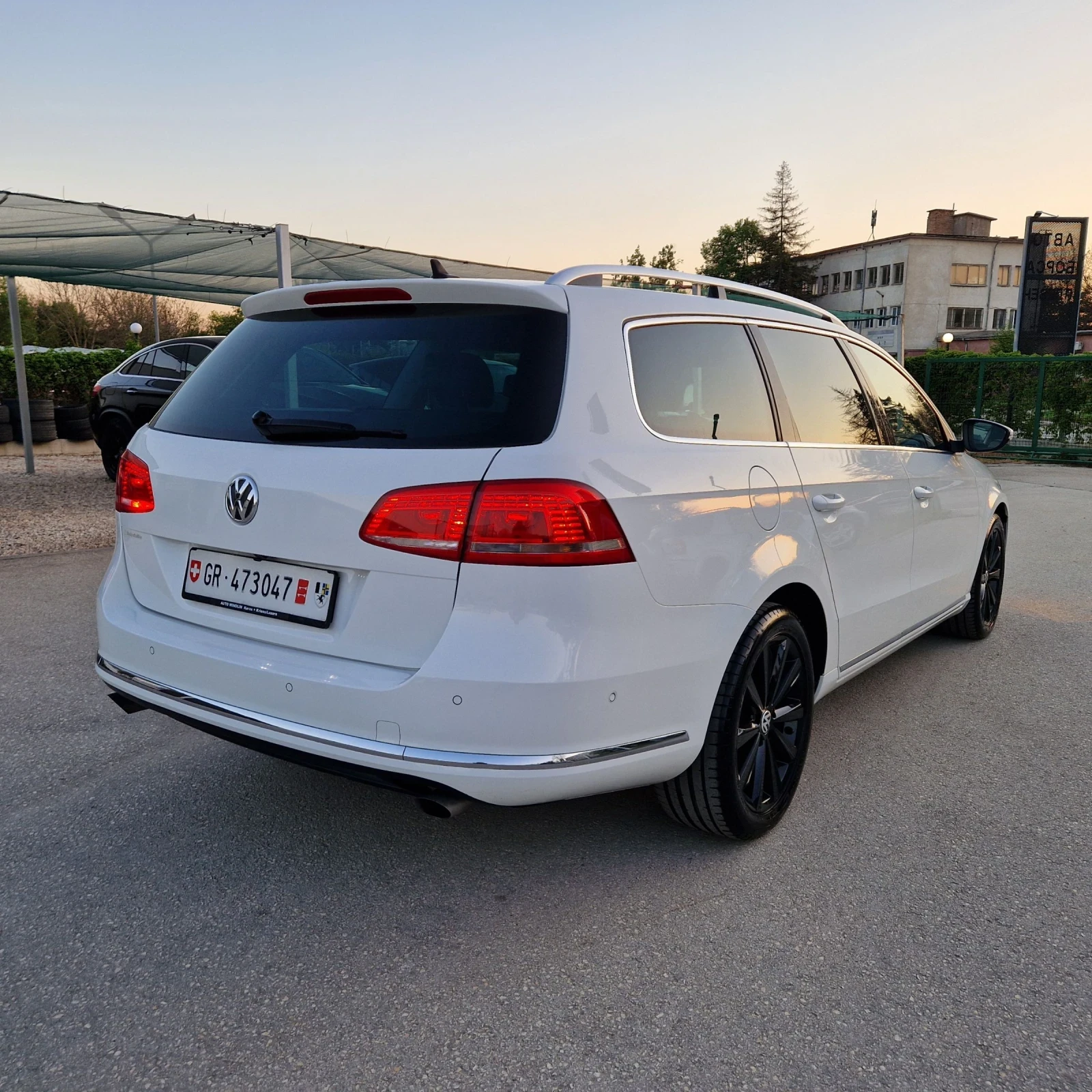 VW Passat 2.0 TDi 4Х4 ДИСТРОНИК ШВЕЙЦАРИЯ  - изображение 6