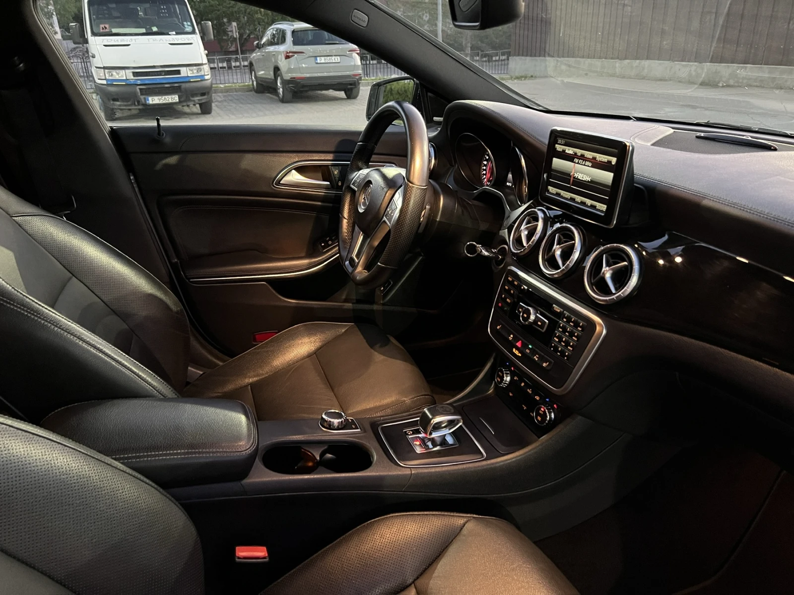 Mercedes-Benz CLA 45 AMG  - изображение 7