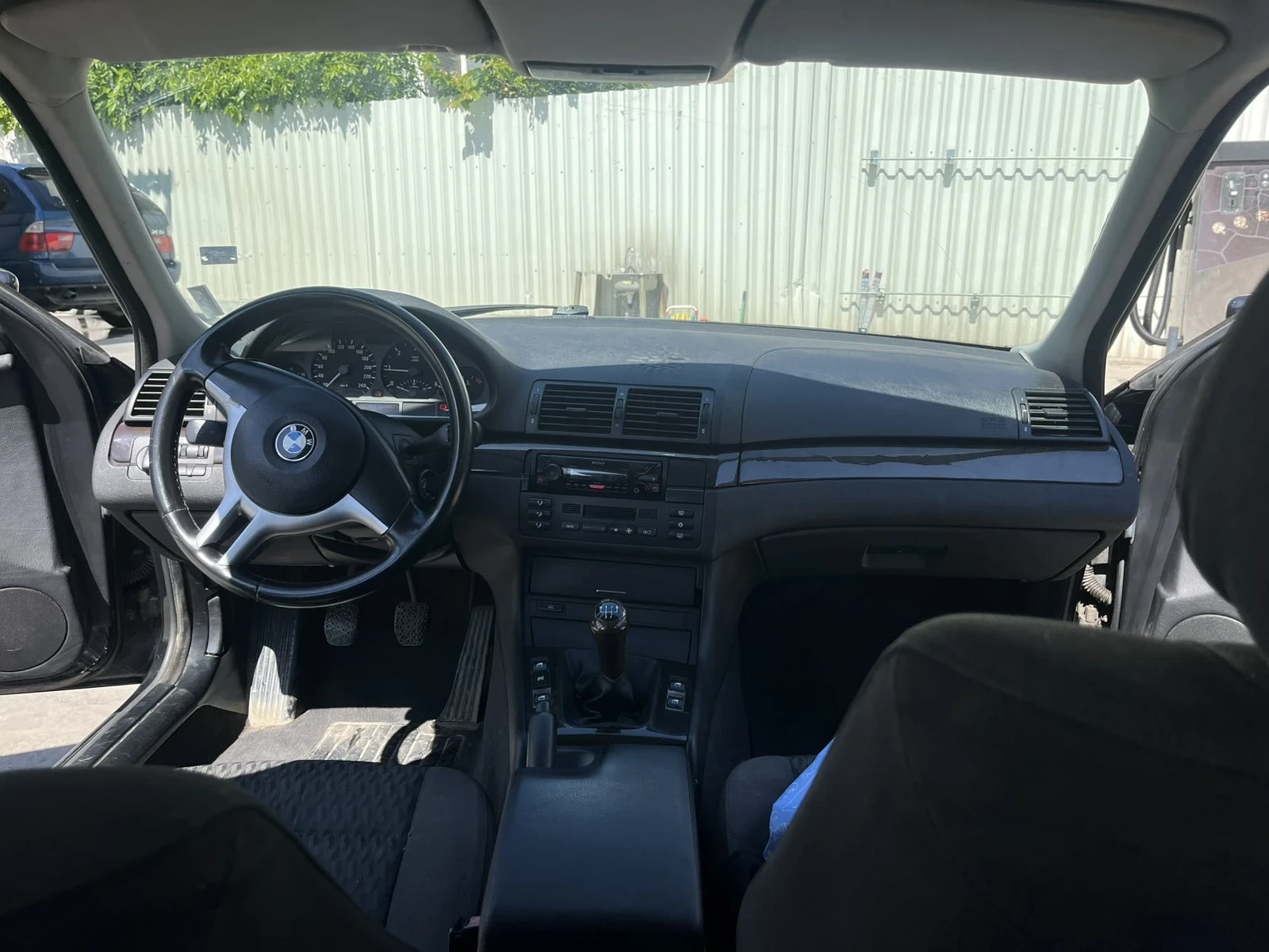 BMW 320 E46 - изображение 7