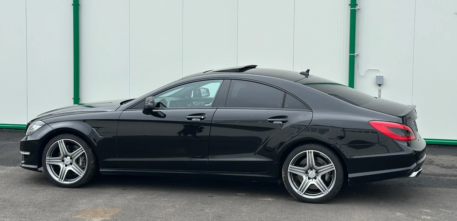 Mercedes-Benz CLS 63 AMG * 6.3AMG* ОБДУХВАНЕ* МАСАЖ* H&K* ПРОБЛЕМ В МОТОРА* - изображение 4