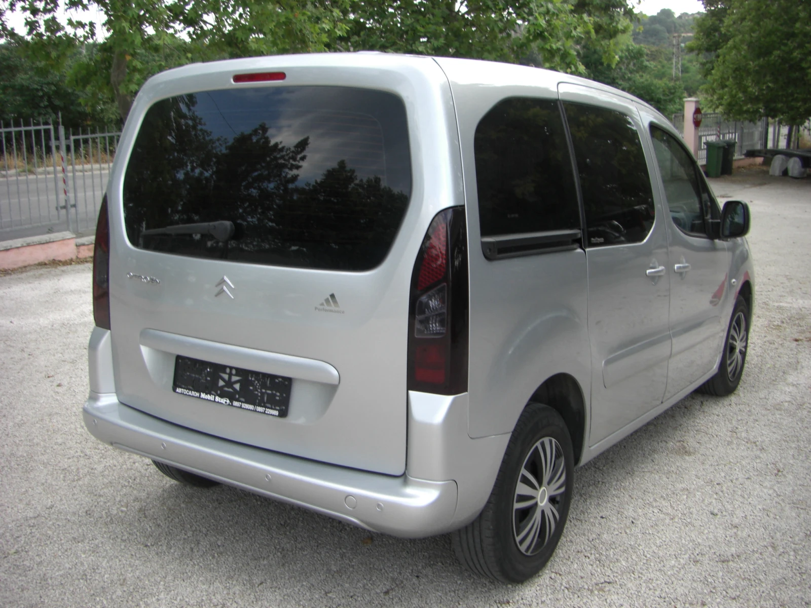 Citroen Berlingo 1.6HDI Multispace EURO 5A - изображение 5