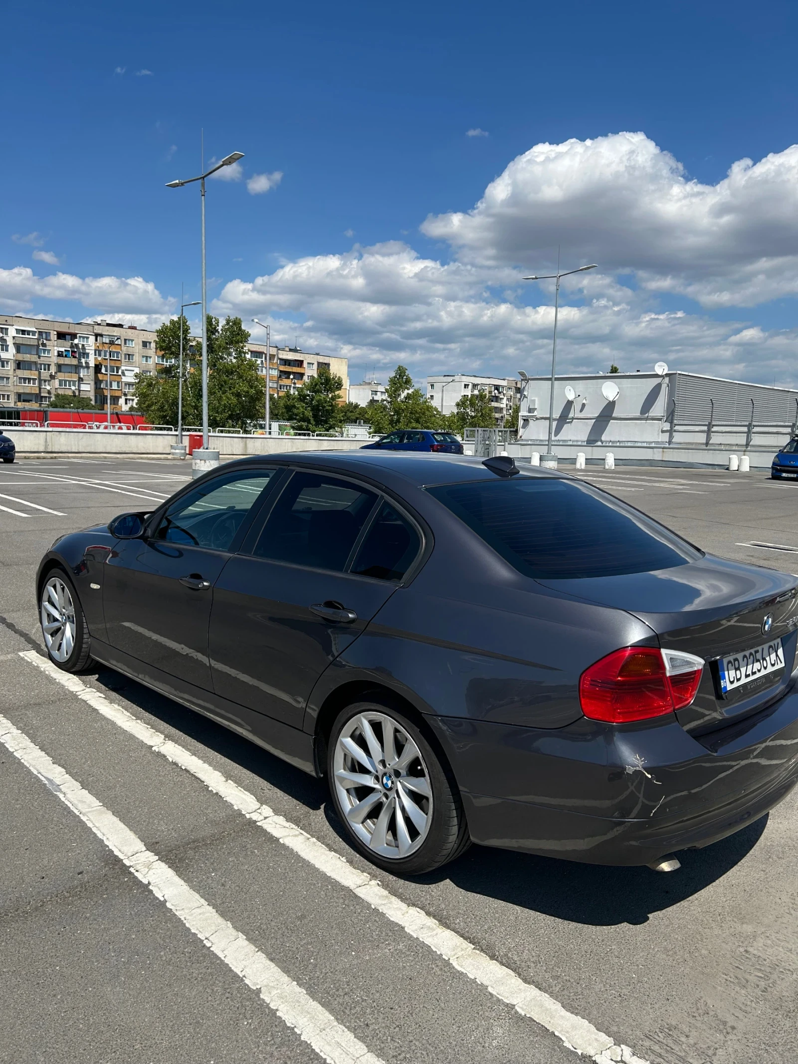 BMW 320 НАВИ, ПАРКТРОНИК, АВТОМАТИК - изображение 4