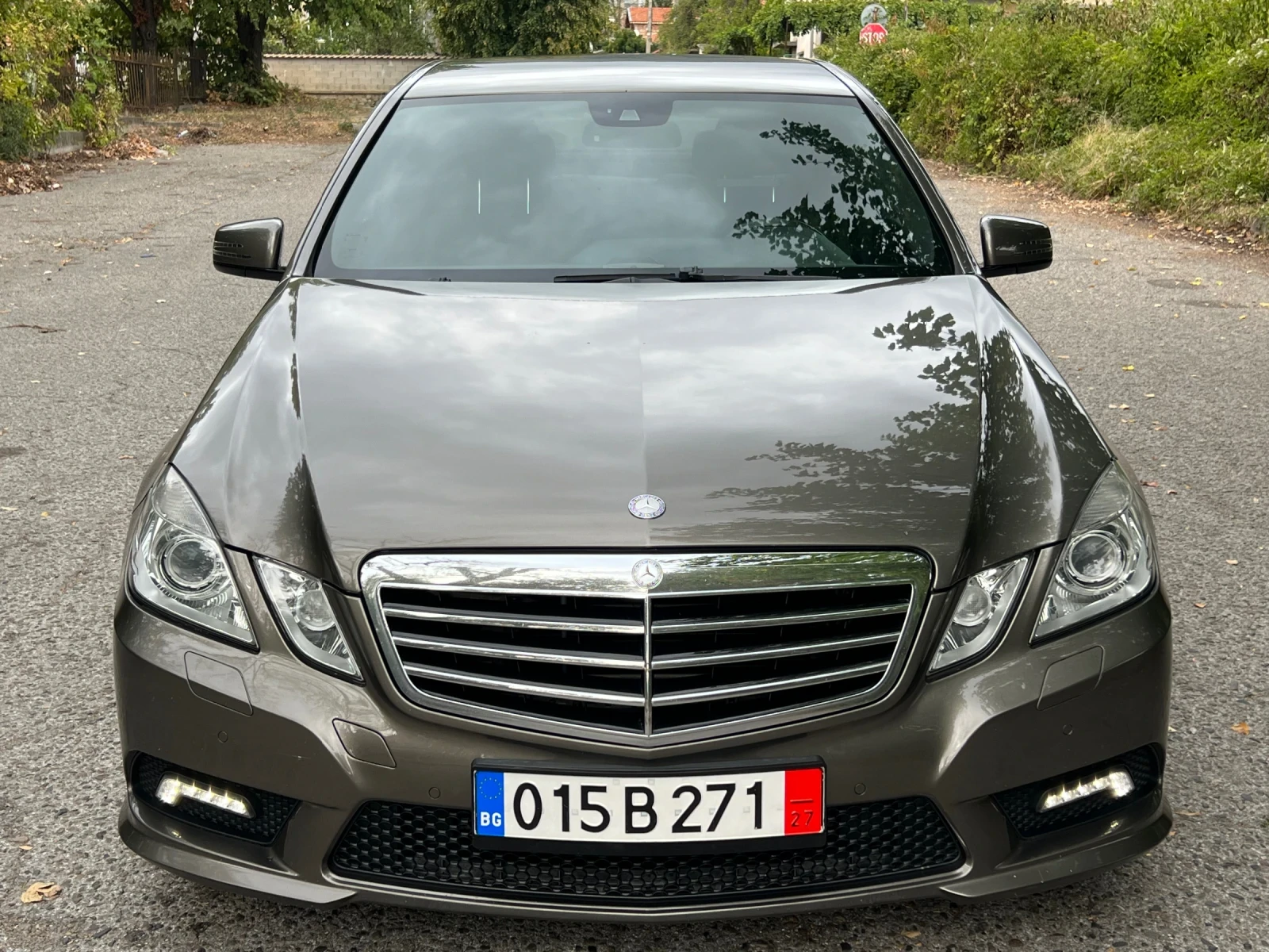 Mercedes-Benz E 350 AMG/KEYLESS GO/BLIND SPOT/LINE ASISST - изображение 2