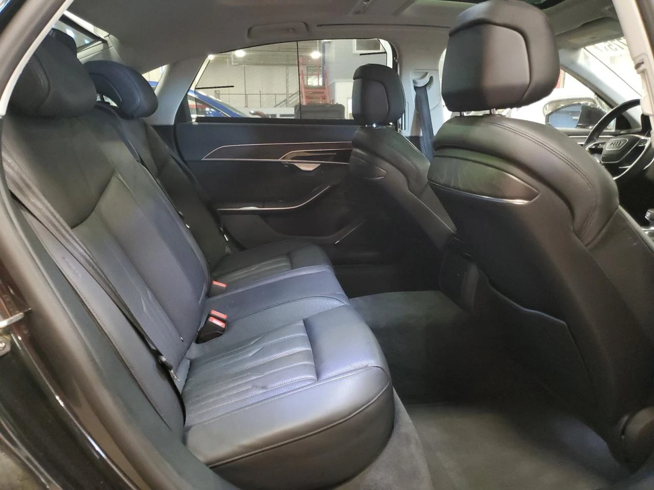 Audi A8 LONG* MATRIX* DISTRONIK* МАСАЖ* ОБДУХ* HEADUP* KEY - изображение 10
