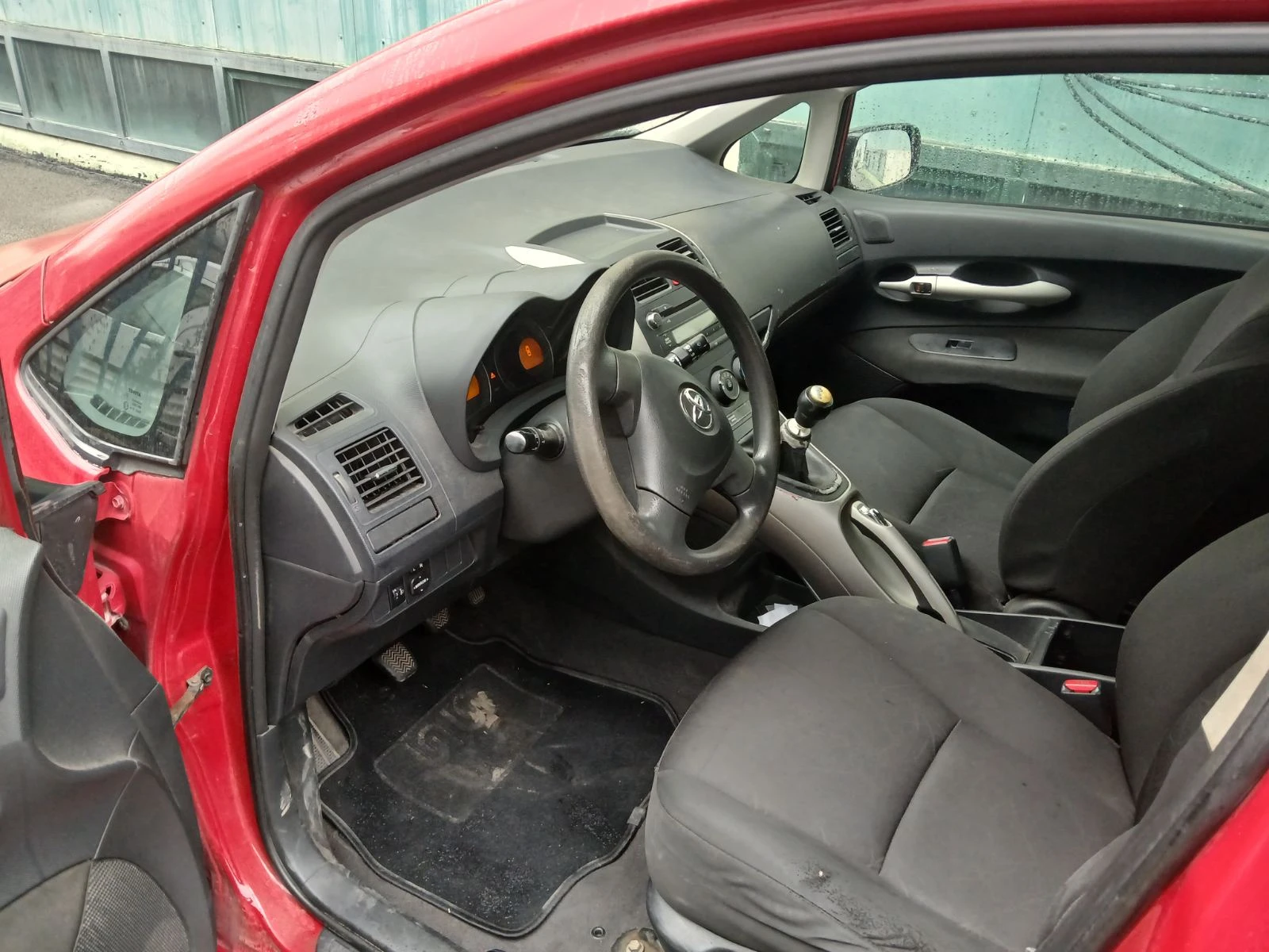 Toyota Auris 1.4 D4-D - изображение 8