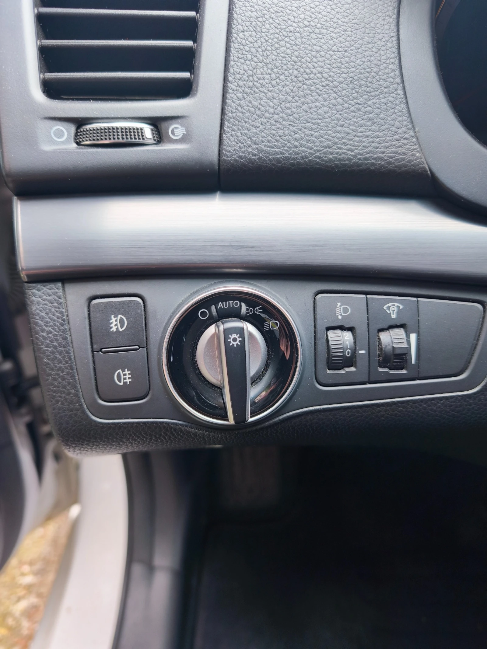 Hyundai I40, снимка 14 - Автомобили и джипове - 54032351