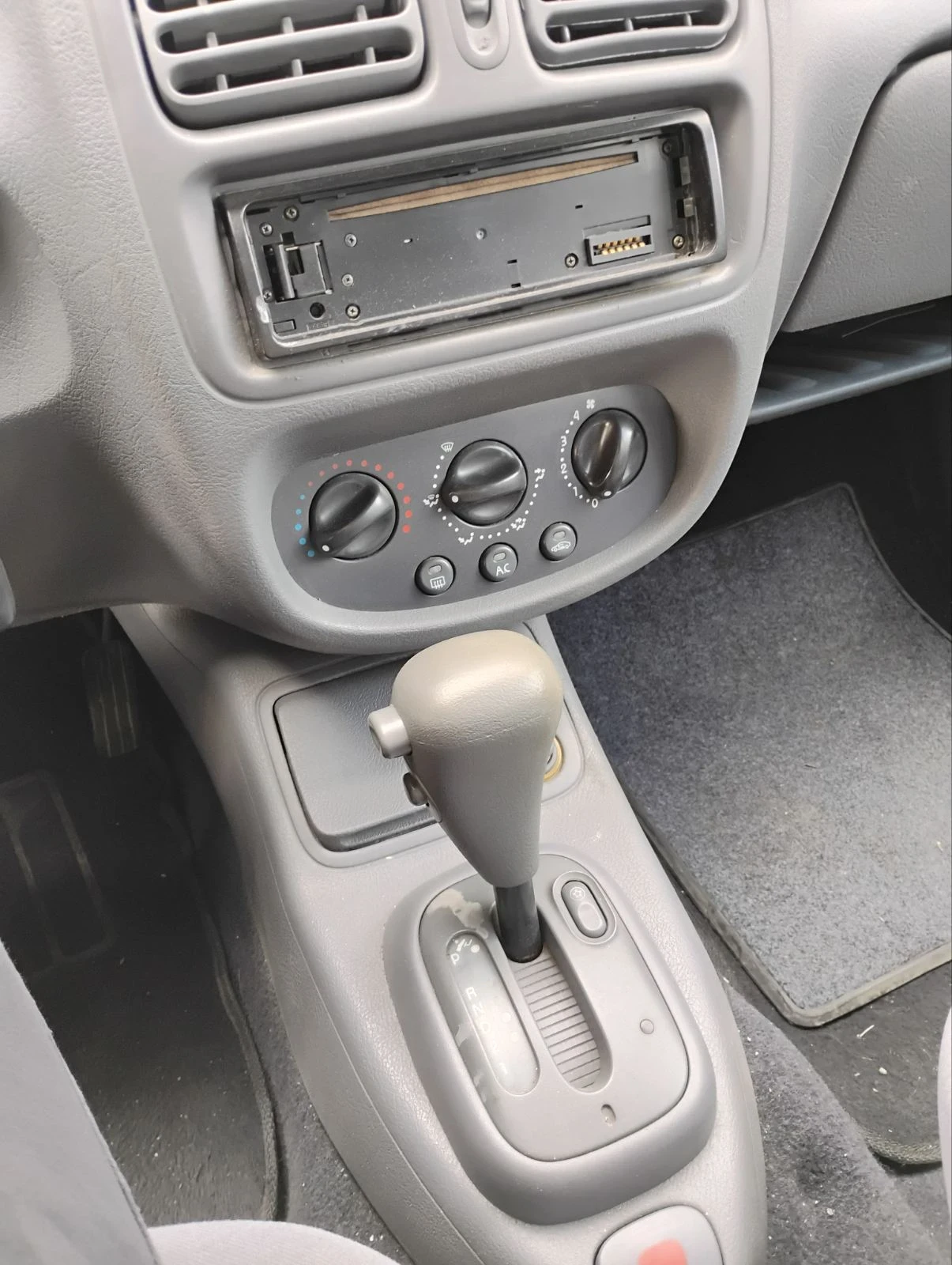 Renault Clio  - изображение 5