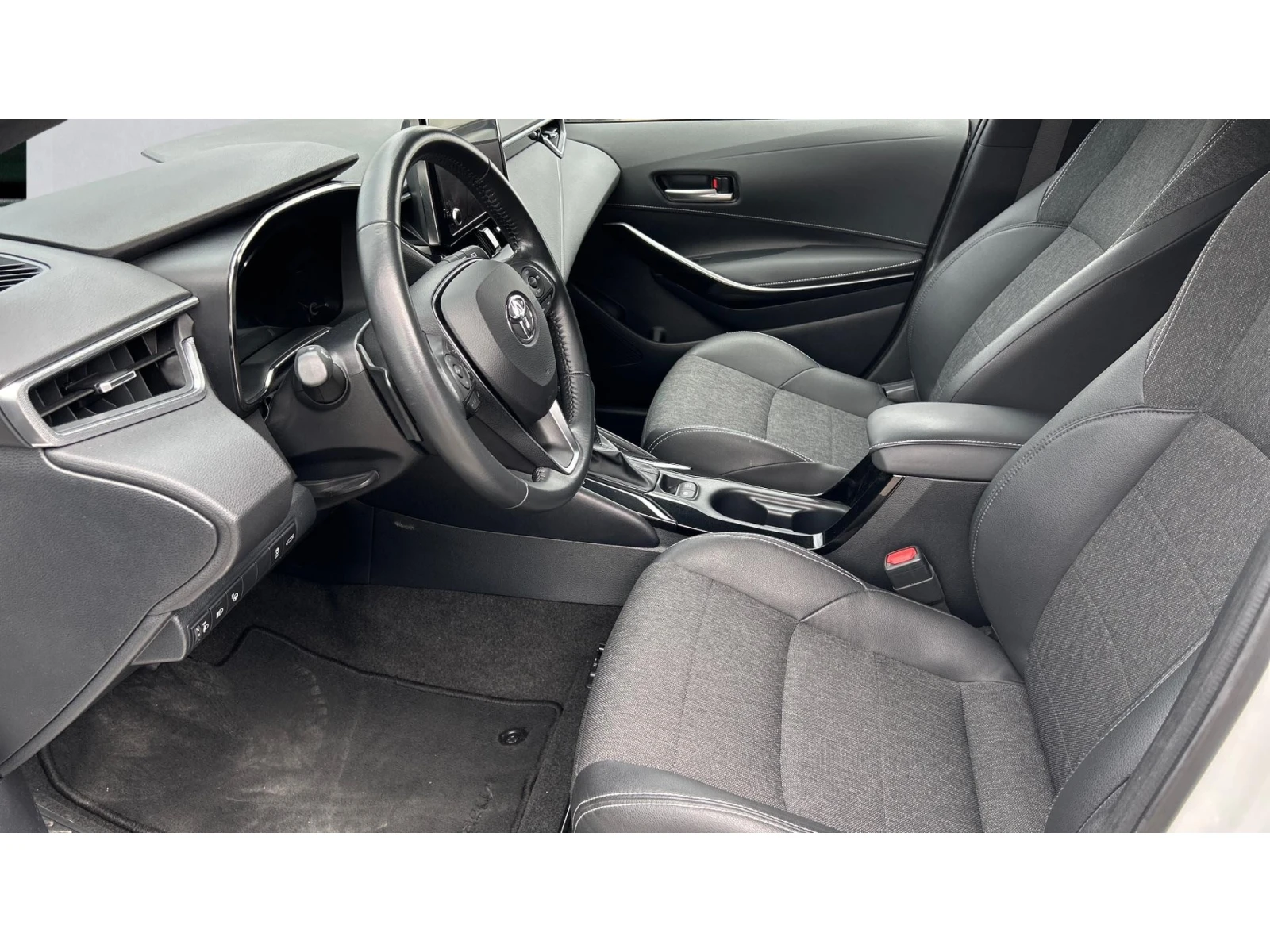 Toyota Corolla Месечна вноска от 240  , снимка 12 - Автомобили и джипове - 54110997