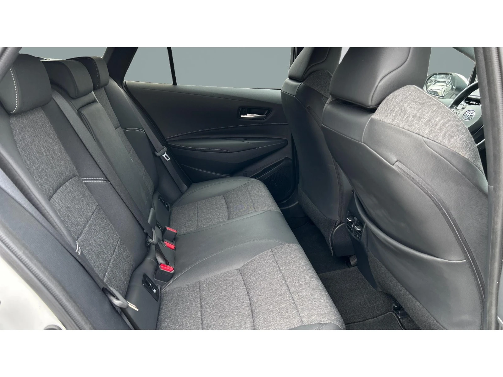 Toyota Corolla Месечна вноска от 240  , снимка 7 - Автомобили и джипове - 54110997