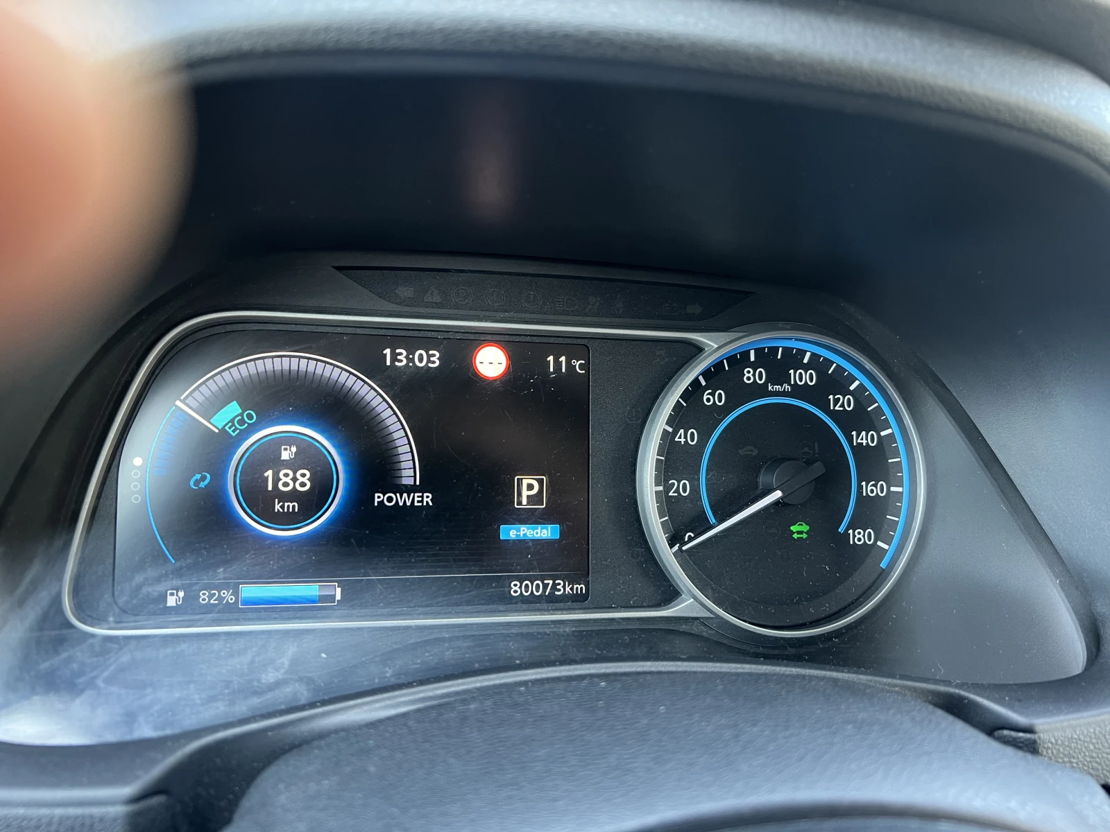 Nissan Leaf  40kwh N-Connecta, снимка 5 - Автомобили и джипове - 54173061