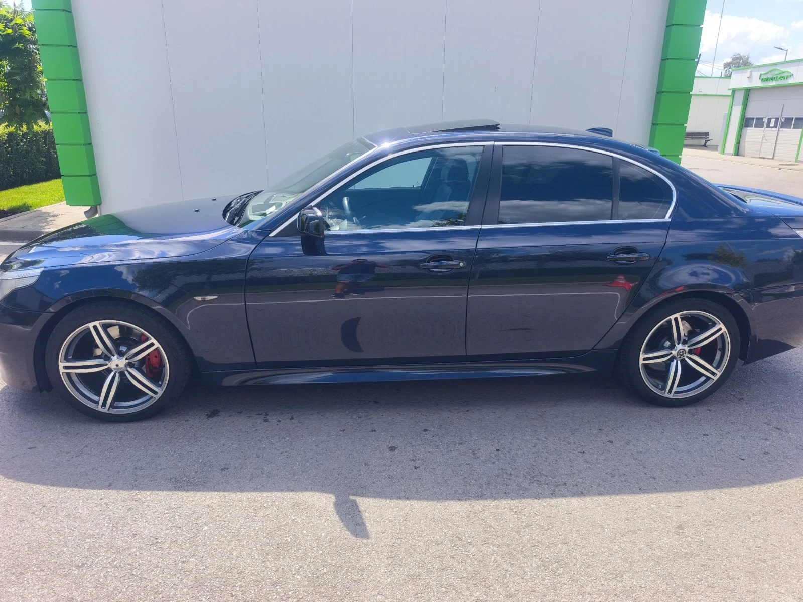 BMW 530 Euro4 218HP Head-Up Distronic Подгрев, снимка 5 - Автомобили и джипове - 55150043