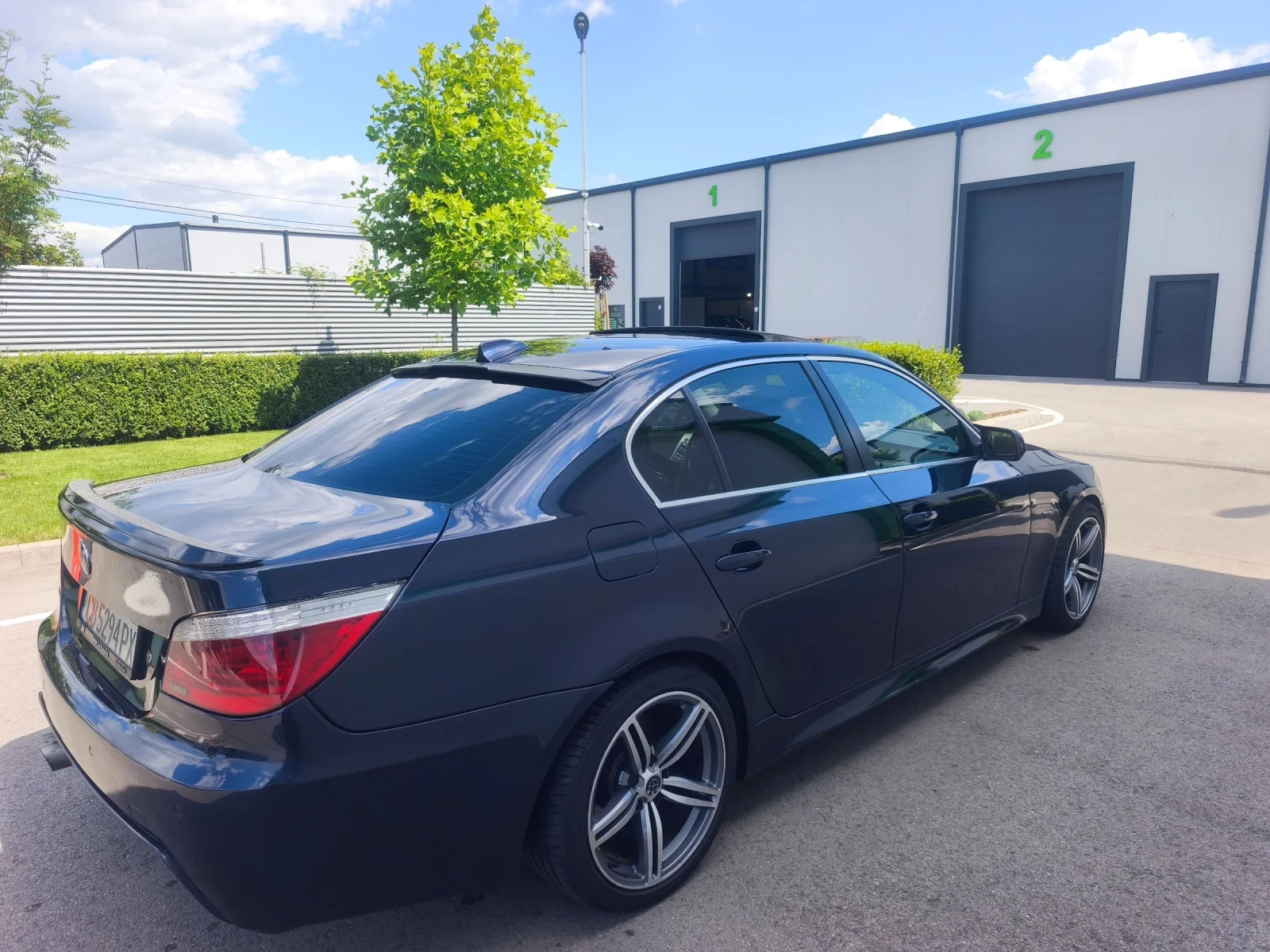 BMW 530 Euro4 218HP Head-Up Distronic Подгрев, снимка 4 - Автомобили и джипове - 55150043