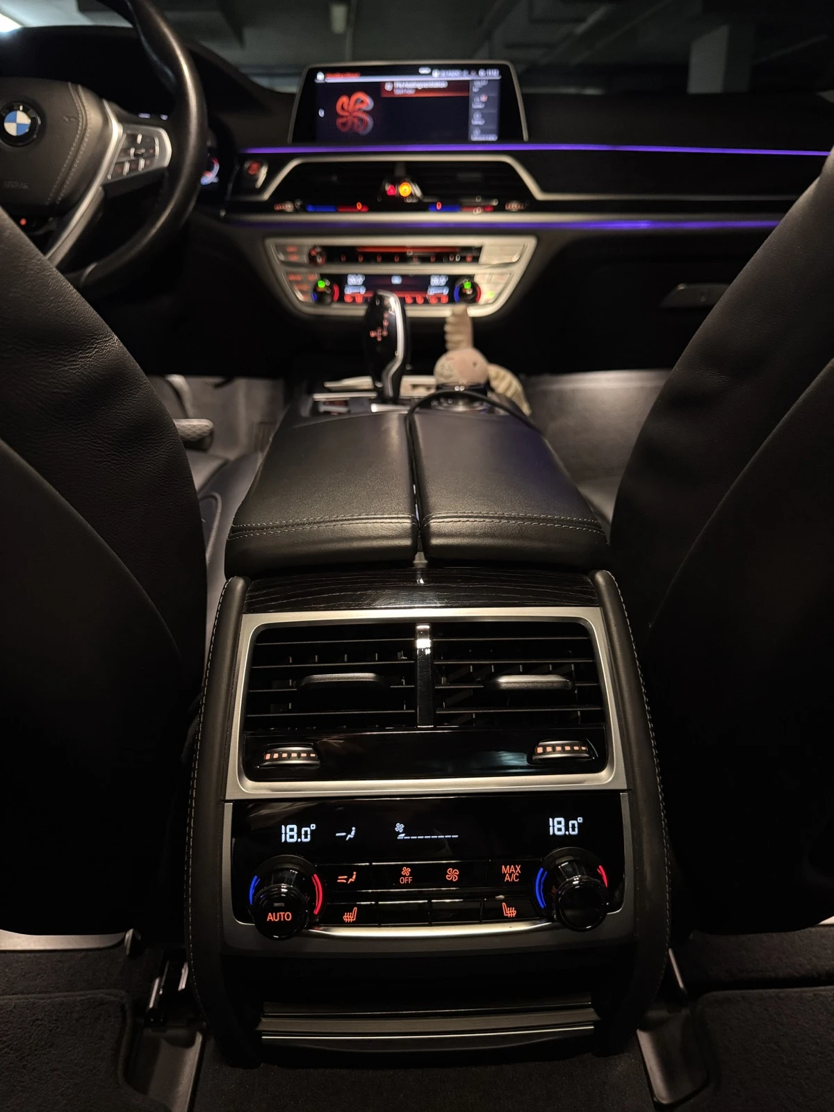 BMW 740 дизелов хибрид, снимка 15 - Автомобили и джипове - 54802205