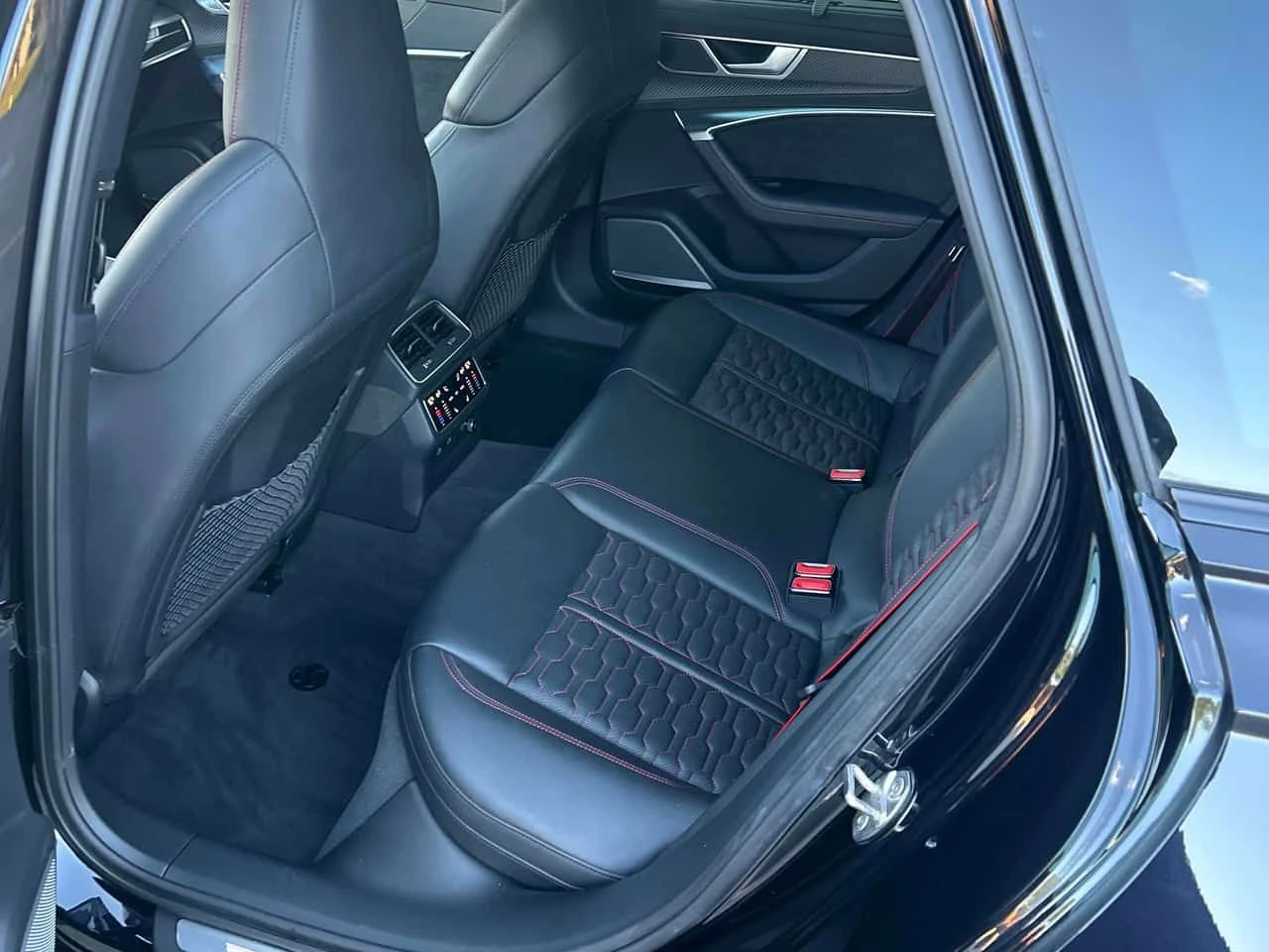 Audi Quattro * 4.0 TFSI * FULLY LOADED * ПРЕДСТАВИТЕЛСТВО, снимка 14 - Автомобили и джипове - 54906927