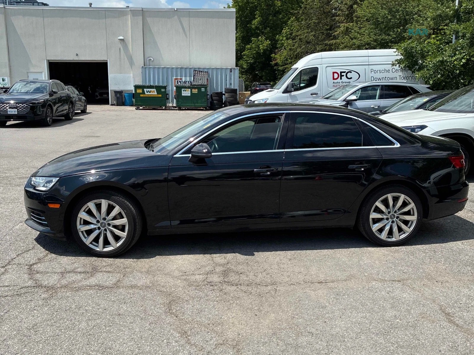 Audi A4 quattro * Pano * Keyless * АвтоКредит * ЦЕНА ДО БГ, снимка 3 - Автомобили и джипове - 55078770