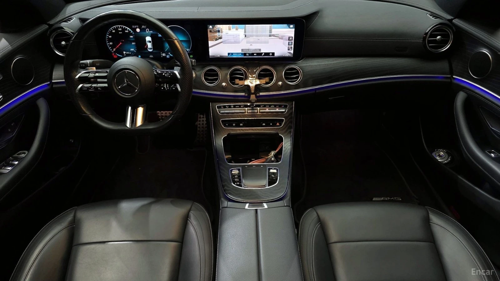 Mercedes-Benz E 220 4MATIC/AMG-LINE/DRIVE-ASSISTS/SUNROOF, снимка 6 - Автомобили и джипове - 55642764