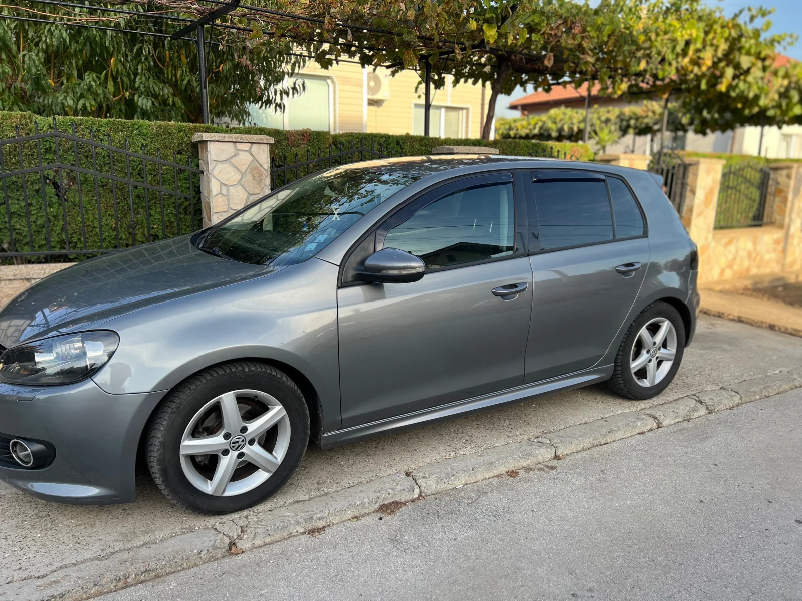 VW Golf, снимка 3 - Автомобили и джипове - 56437036