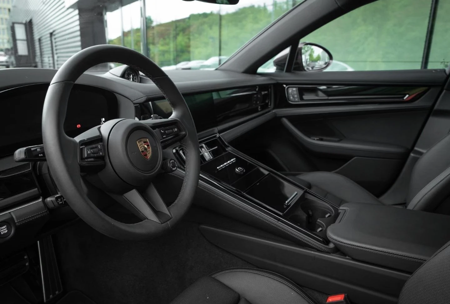 Porsche Panamera 4S E-HYBRID / HUD / BOSE / 360 / MATRIX / PANO / | Mobile.bg � ����������� 12