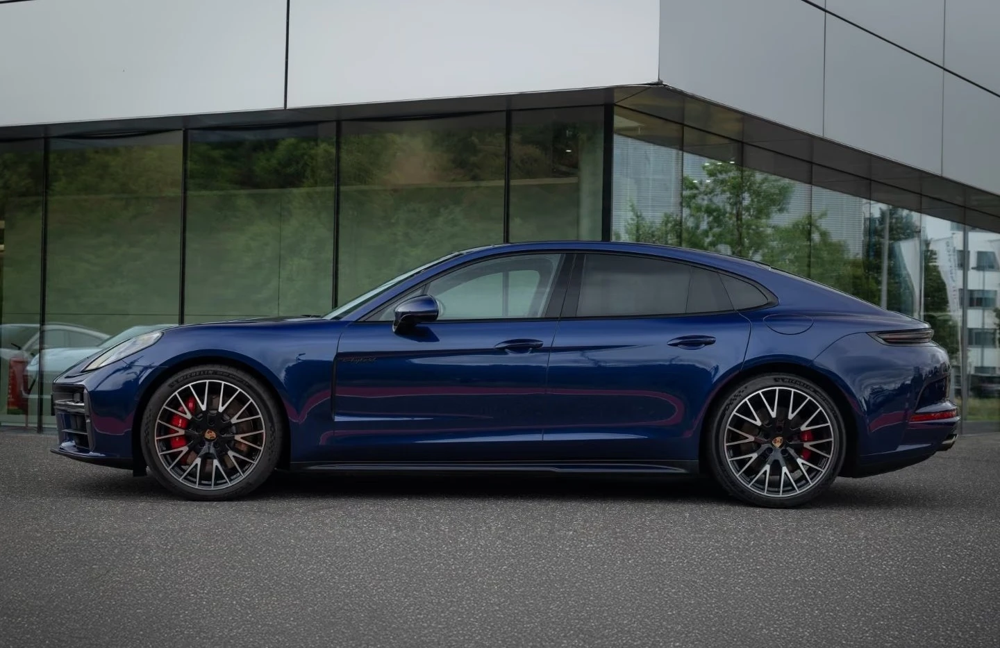 Porsche Panamera 4S E-HYBRID / HUD / BOSE / 360 / MATRIX / PANO / | Mobile.bg � ����������� 3