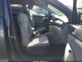Hyundai Tucson * ПАРКТРОНИК* НАВИ* , снимка 12
