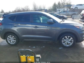 Hyundai Tucson * ПАРКТРОНИК* НАВИ*  - 11260 € / 22022.65 лв. - 76709963 6