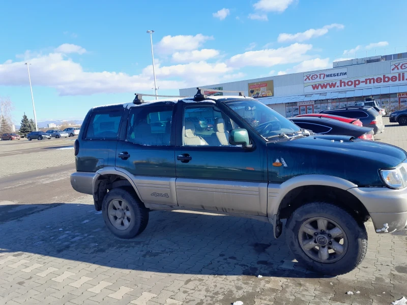 Nissan Terrano Дълга база, снимка 7 - Автомобили и джипове - 48546934