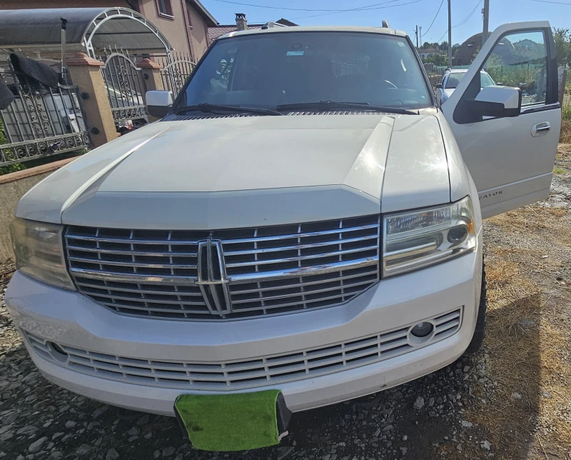 Lincoln Navigator, снимка 1 - Автомобили и джипове - 49568738