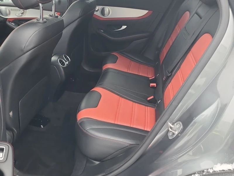 Mercedes-Benz GLC 63 AMG * S * CARFAX * БЕЗ ПЪРВОНАЧАЛНА ВНОСКА, снимка 13 - Автомобили и джипове - 52903426