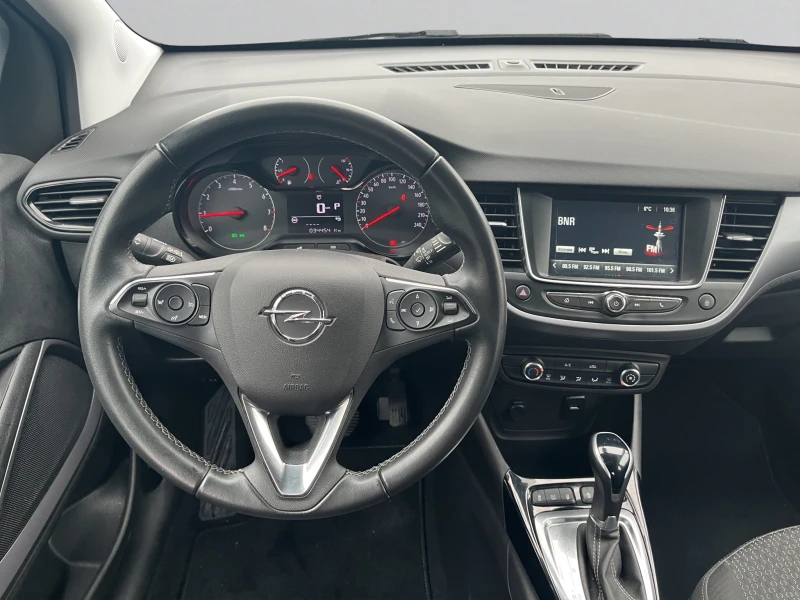 Opel Crossland X, снимка 12 - Автомобили и джипове - 53342119