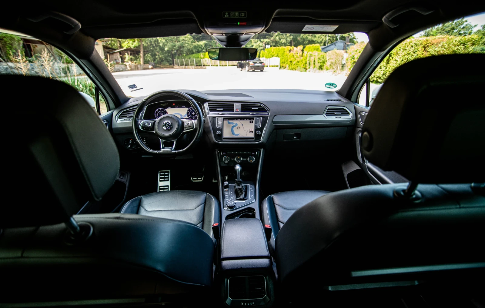 VW Tiguan R-Line /4Motion /360 Camera /Distronic /Dynaudio - изображение 9