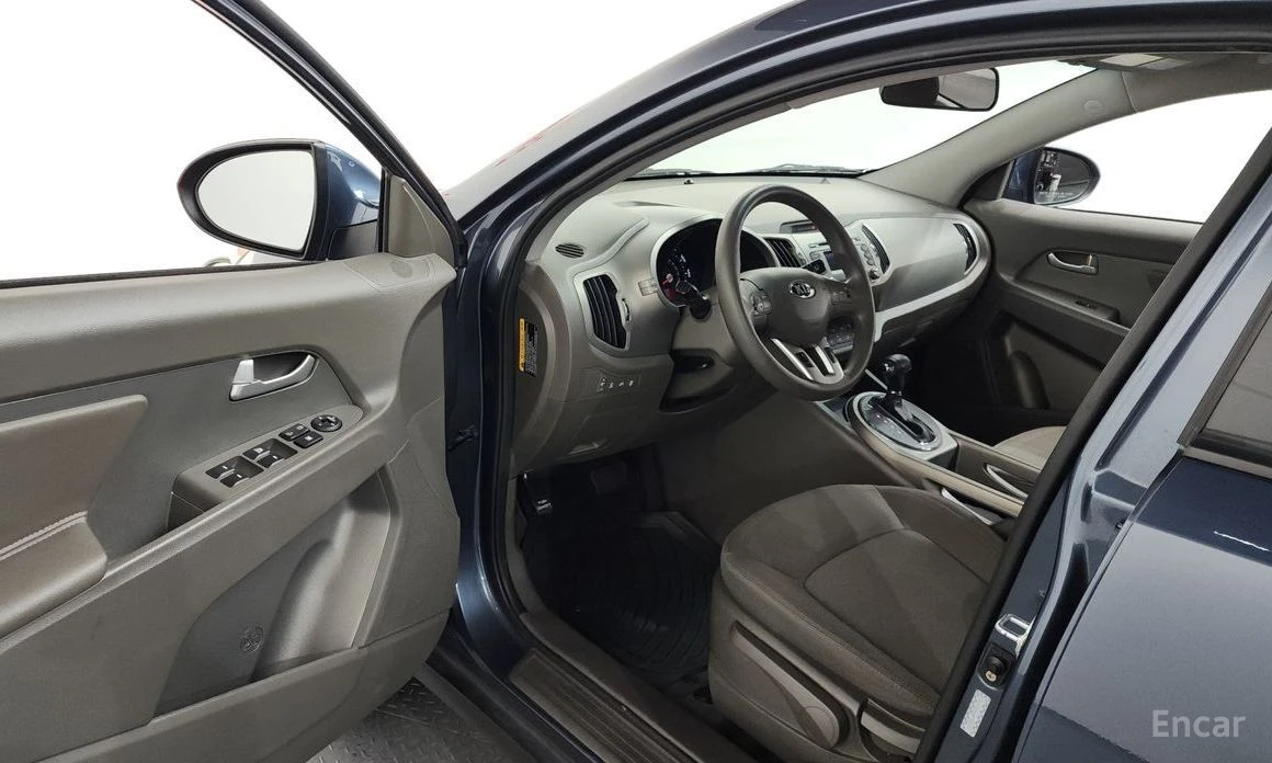 Kia Sportage, снимка 10 - Автомобили и джипове - 53864892