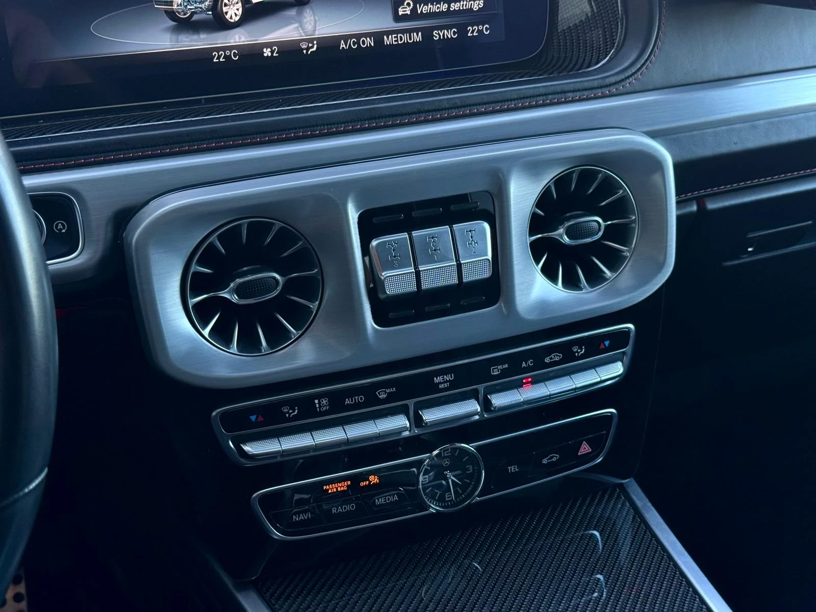 Mercedes-Benz G 500 Full Carbon manufaktur, снимка 16 - Автомобили и джипове - 54348319