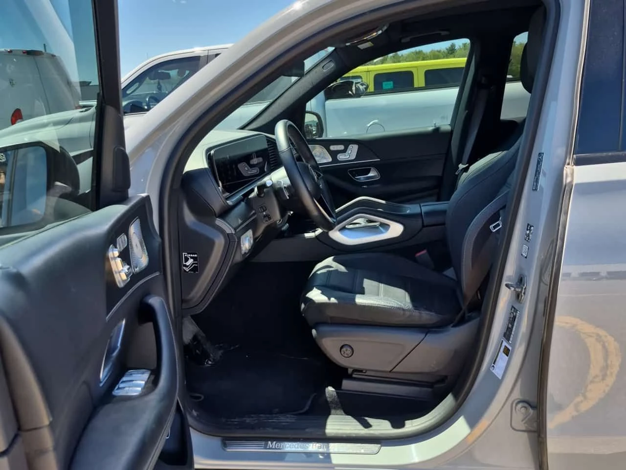 Mercedes-Benz GLE 450 АМГ ПАКЕТ/360/ОБДУХ/ПАНО/CARFAX/ФИНАНСИРАНЕ, снимка 7 - Автомобили и джипове - 54635834
