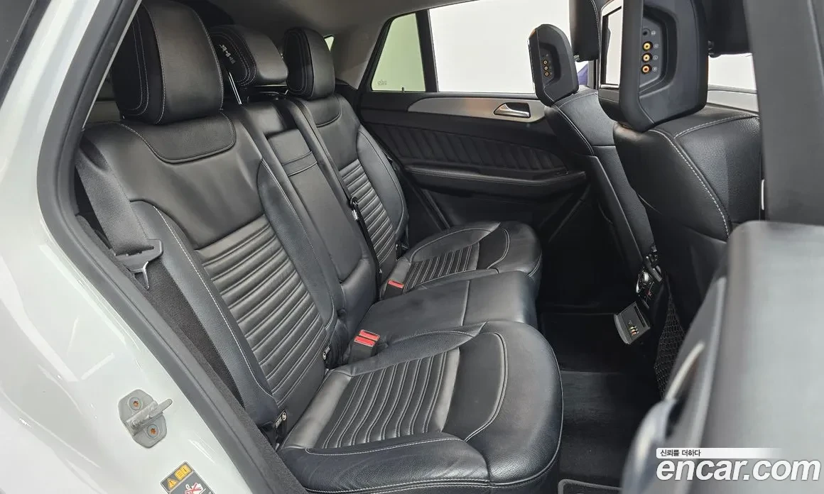 Mercedes-Benz GLE 350 COUPE | AMG LINE | 4MATIC | 360 | DVD, снимка 10 - Автомобили и джипове - 55594959