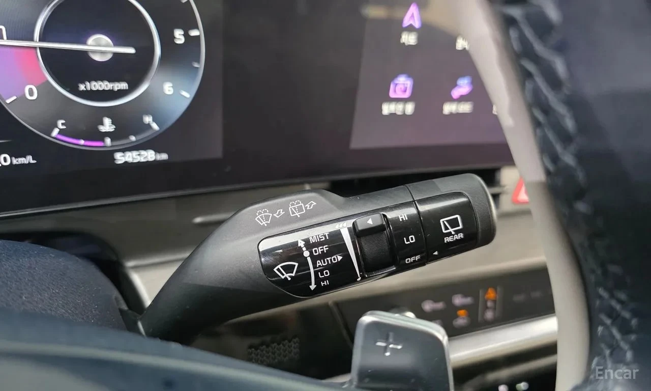 Kia Sportage Diesel Signature| ОБДУХ| HUD| PANO| 360| , снимка 17 - Автомобили и джипове - 55818201