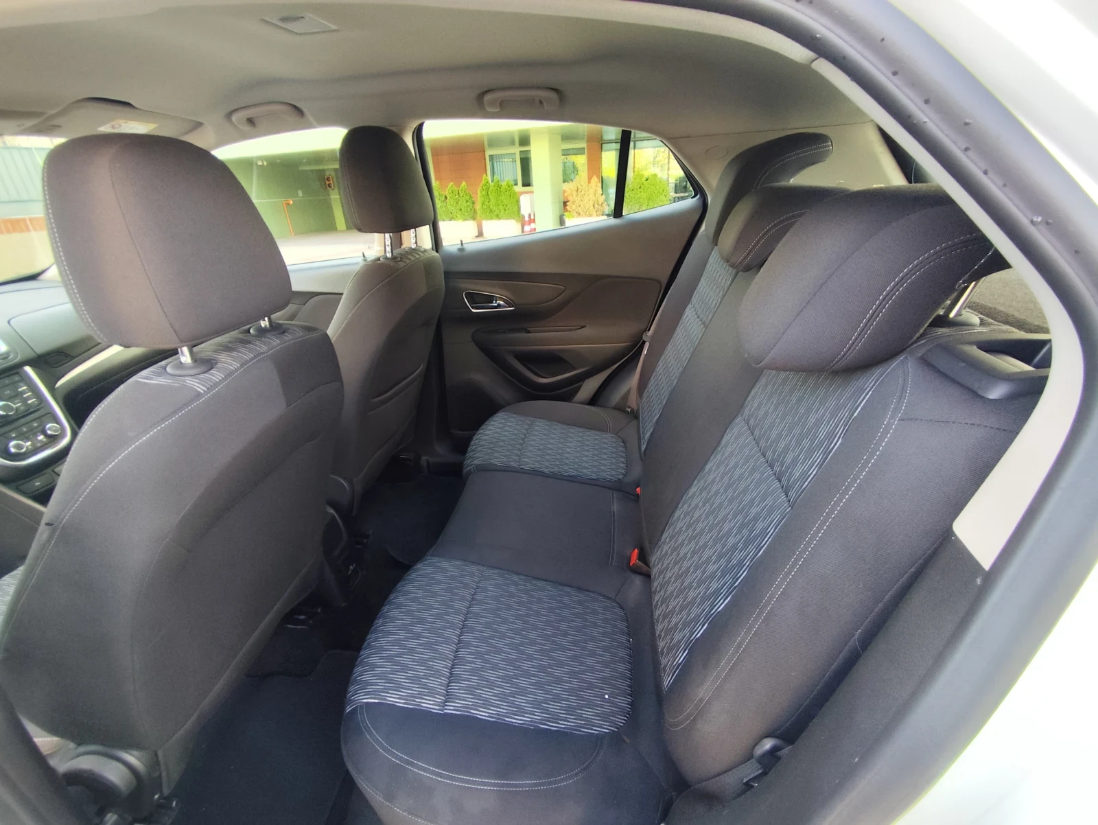 Opel Mokka 1.4 Бензин/LPG фабричен 108000 хил.км., снимка 10 - Автомобили и джипове - 56214803