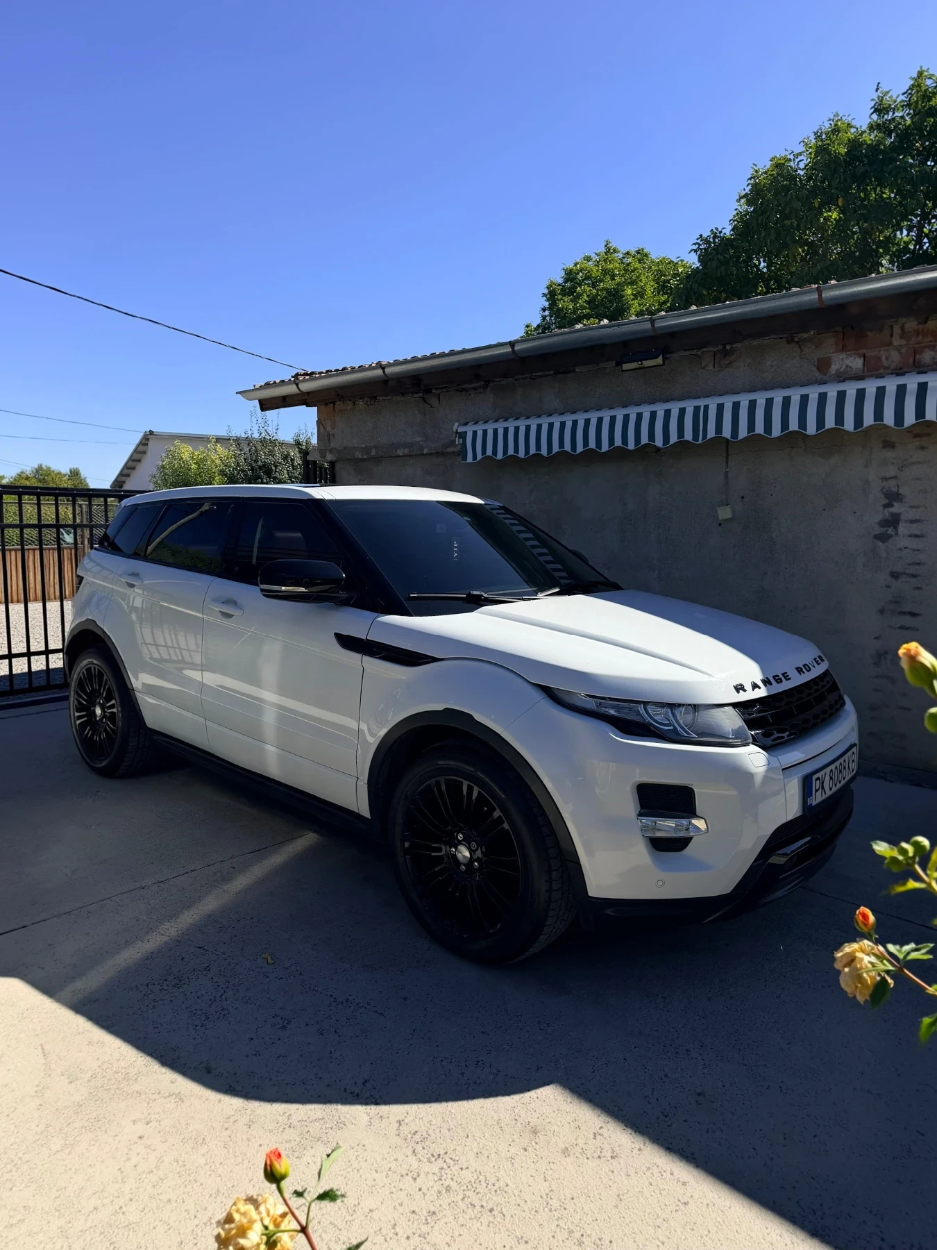 Land Rover Range Rover Evoque 2.2, снимка 3 - Автомобили и джипове - 56360468